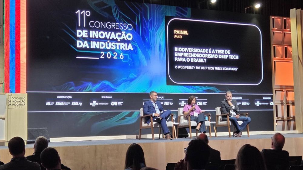 Teollisuuden innovaatiokongressissa São Paulossa maaliskuussa 2026 biodiversiteetista ponnistavien deeptech yritysten tutkijat pohtivat keinoja tutkimuksen kaupallistamisen edistämiseksi. Kuva: Johanna Kivimäki
